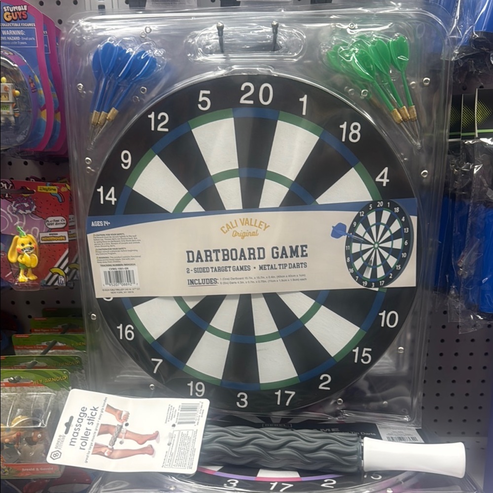 Black and White Outdoor Dartboard Game with Circular Design